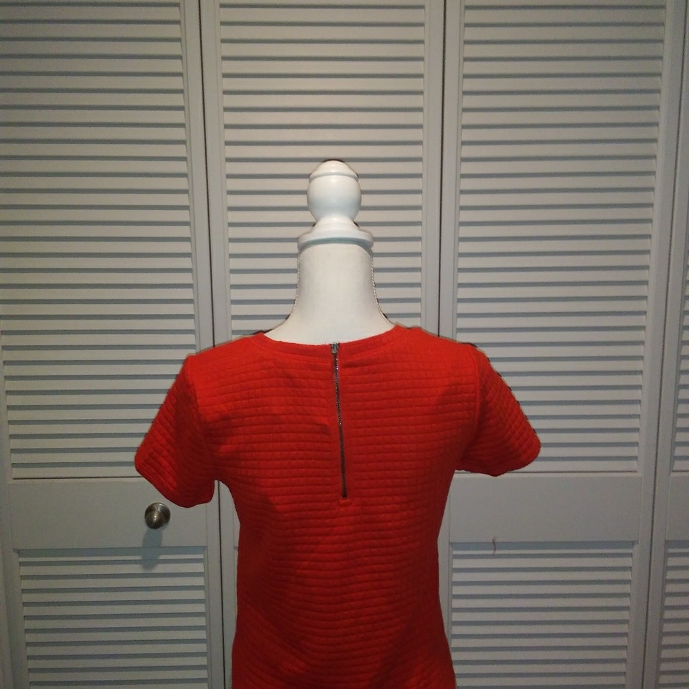 Top (NEW) - Picture 2 of 6